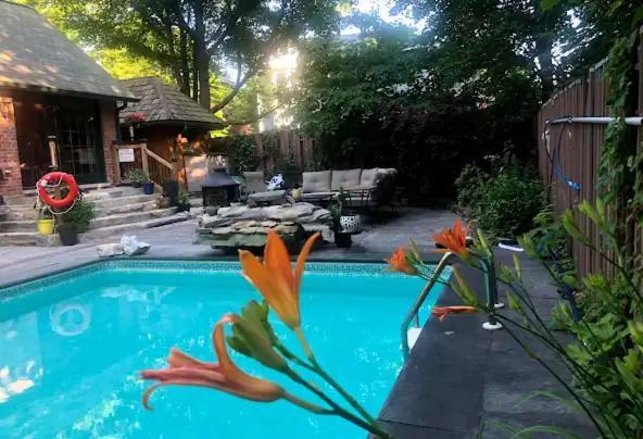 Anneken 1000 Islands B&B Luxury Suites & Spa Brockville Exterior foto