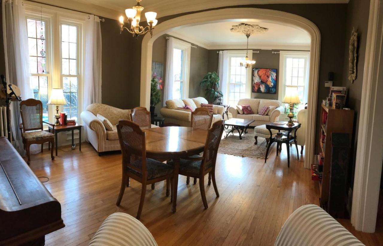 Anneken 1000 Islands B&B Luxury Suites & Spa Brockville Exterior foto